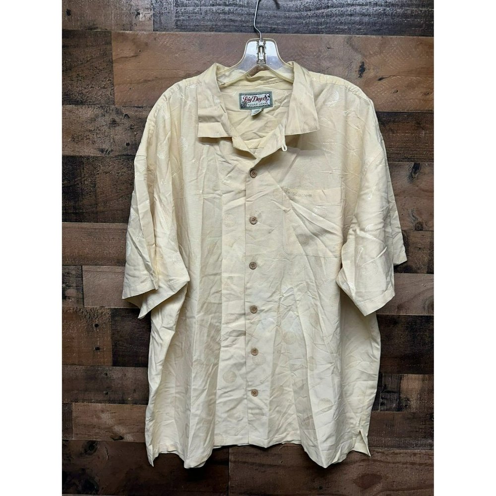 Big Dogs‎ Men's Short Sleeve Button Up Size X-Large *100% Silk*